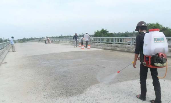 chống thấm mặt cầu