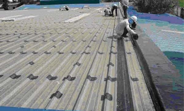 Kỹ thuật chống thấm khe mái tôn mới nhất