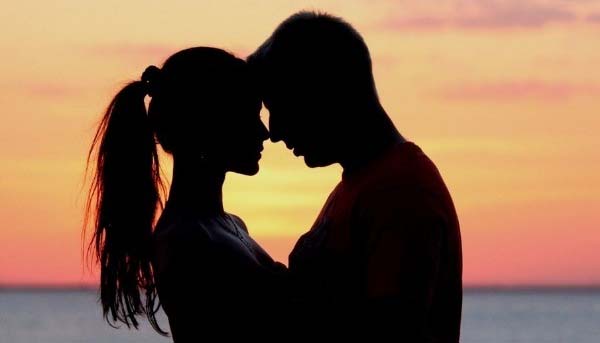 tìm hiểu rạo rực trong tình yêu là gì