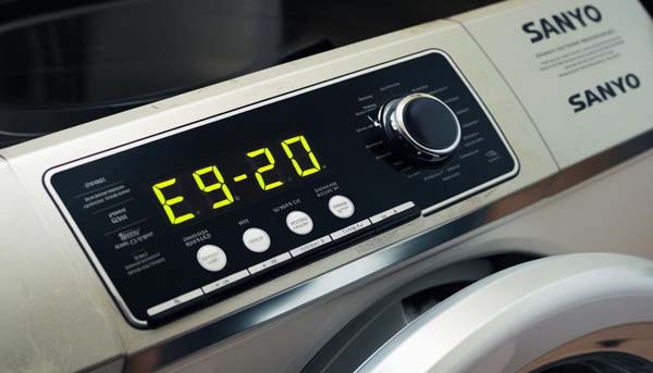 nguyên nhân lỗi e9-20 máy giặt sanyo