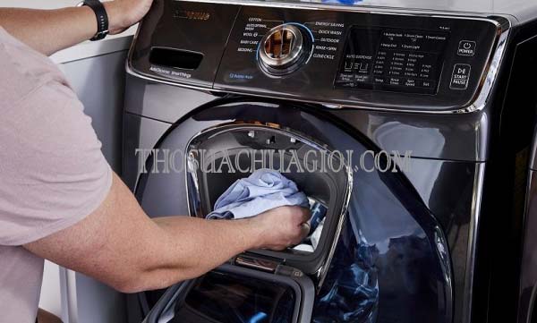 có nên gắn ổn áp cho máy giặt