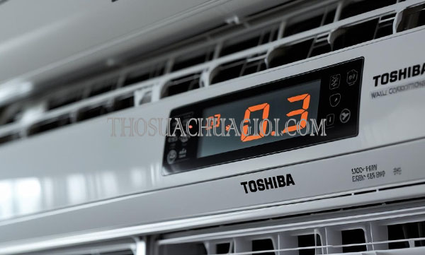 nguyên nhân máy lạnh toshiba báo lỗi 03