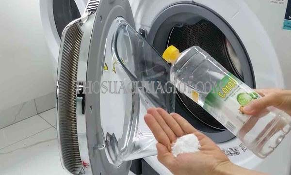 tìm hiểu máy giặt có tự vệ sinh được không