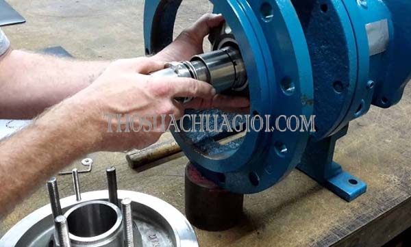 dấu hiệu máy bơm cần thay phot