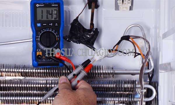 Cách Kiểm Tra Tủ Lạnh Bị Hỏng Cảm Biến Nhiệt Độ Chính Xác