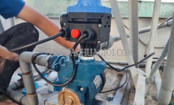 Có Nên Tự Sửa Máy Bơm Nước Tại Nhà? Ưu Nhược Điểm