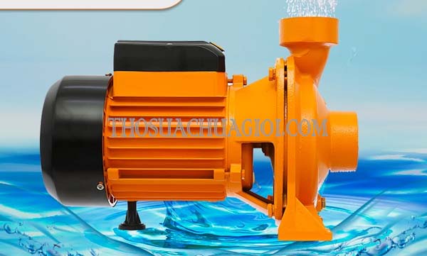 tìm hiểu máy bơm bị chảy nước ở đầu bơm