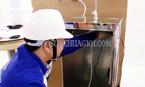 Thợ sửa máy lọc nước tại Bạc Liêu gọi 30 phút có mặt