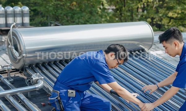 Thợ sửa máy nước nóng năng lượng mặt trời tại phường phước long