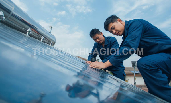 Thợ sửa máy nước nóng năng lượng mặt trời tại phường An Hội Tây