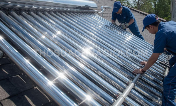 Thợ sửa máy nước nóng năng lượng mặt trời tại phường Linh Xuân