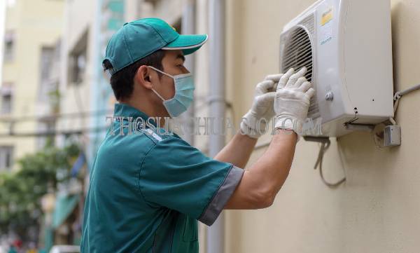 thợ vệ sinh máy lạnh tại ngã bãy uy tín