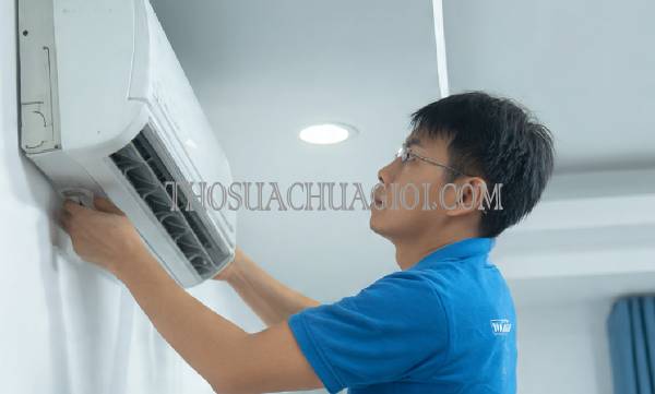 thợ vệ sinh máy lạnh tại nhơn trạch