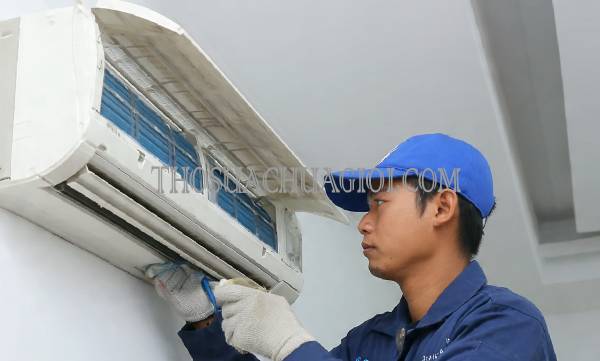 Thợ vệ sinh máy lạnh tại Sóc Trăng uy tín 15 phút đến nơi