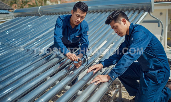 Thợ sửa máy nước nóng năng lượng mặt trời xã Nhà Bè chu đáo