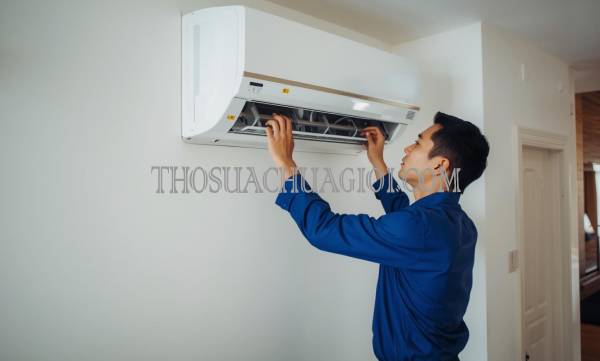 Thợ vệ sinh máy lạnh TP Quảng Ngãi gọi 30 phút có mặt
