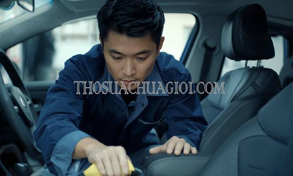thợ giặt ghế ô tô quận 7 giá rẻ