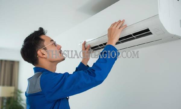 thợ sửa máy lạnh tại bình đại