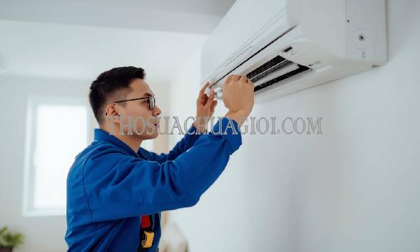 Thợ sửa máy lạnh tại Chợ Lách gọi 30 phút có mặt