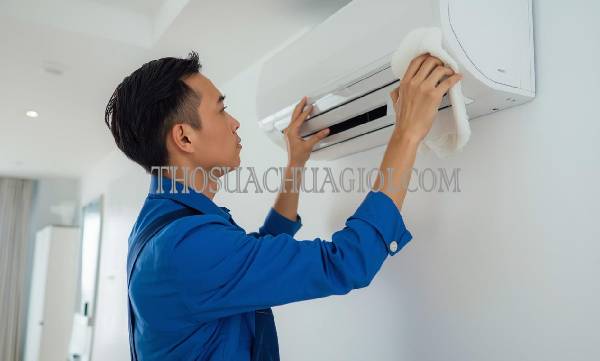 Thợ vệ sinh máy lạnh tại Đại Phúc uy tín 15 phút đến nơi