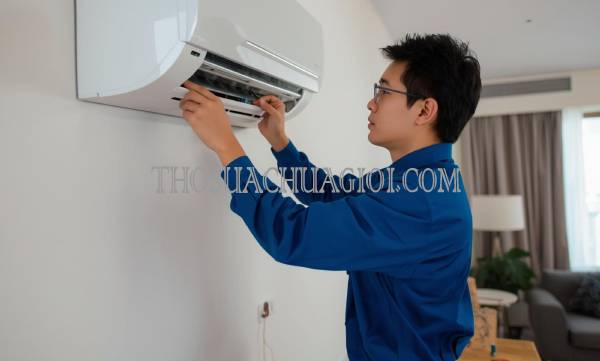 thợ vệ sinh máy lạnh tại quận 1 giá rẻ