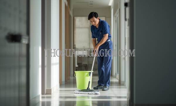 Thợ vệ sinh nhà tại Quận 8 liên hệ 10 phút có