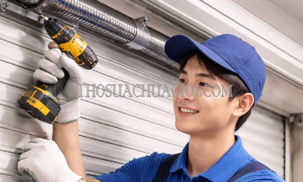 chi phí lắp đặt cửa cuốn trọn gói là bao nhiêu tìm hiểu