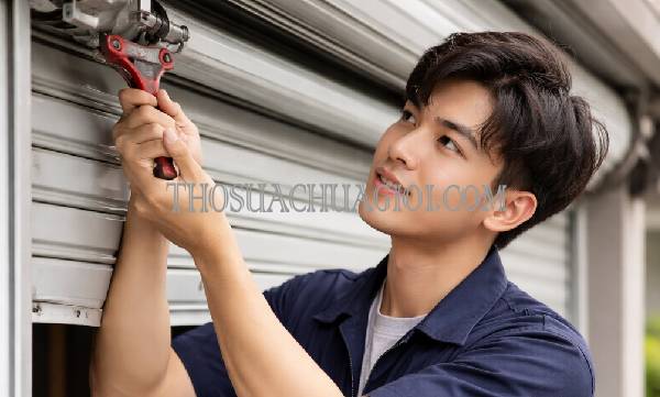 có thể điều khiển cửa cuốn bằng wifi không tại sao