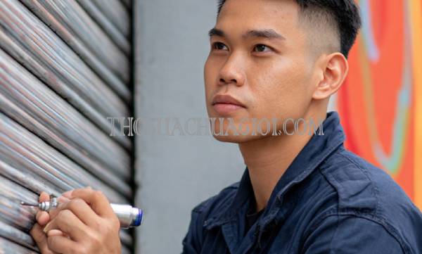 khi hỏng điều khiển cửa cuốn thì thay mới hết bao nhiêu tiền tìm hiểu