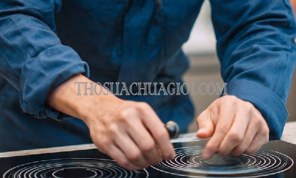 bếp từ và bếp hồng ngoại khác nhau như thế nào