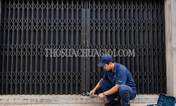 sửa cửa kéo Gò Công